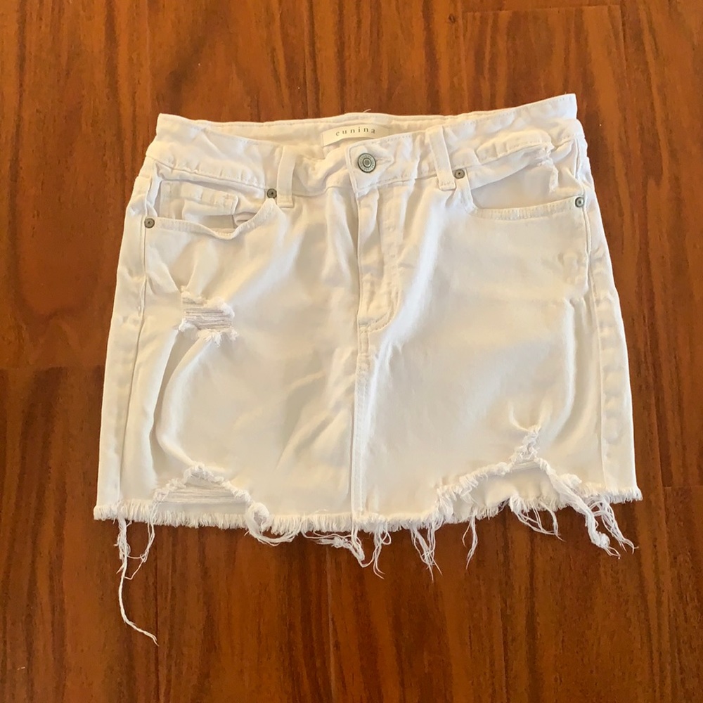 White denim skirt